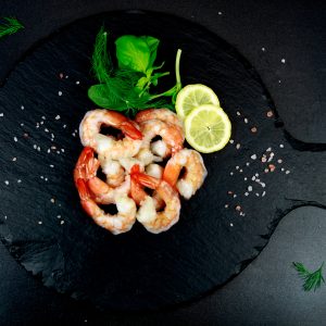 king prawns: King Prawns Cooked 750g title=